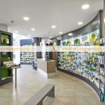 thiet-ke-cua-hieu-thuoc-tay-1