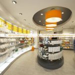 thiet-ke-cua-hieu-thuoc-tay-3