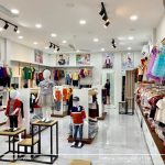 thi-cong-shop-quan-ao-tre-em-dep