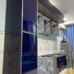 tu-bep-nhom-kinh- (1)