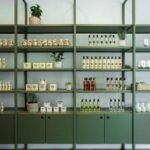 showroom mỹ phẩm